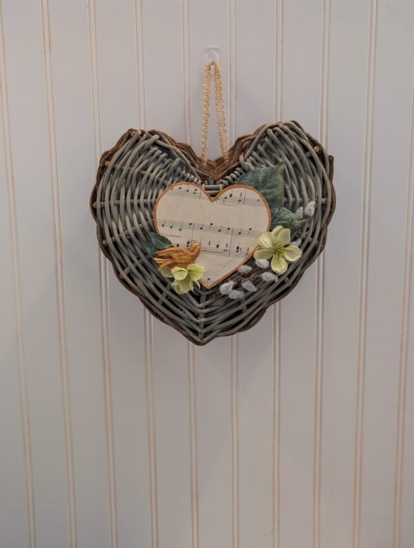 Double Sided Heart Basket Storage Wall Art Wreath