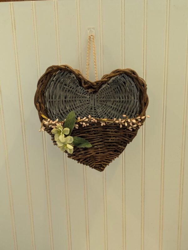 Double Sided Heart Basket Storage Wall Art Wreath